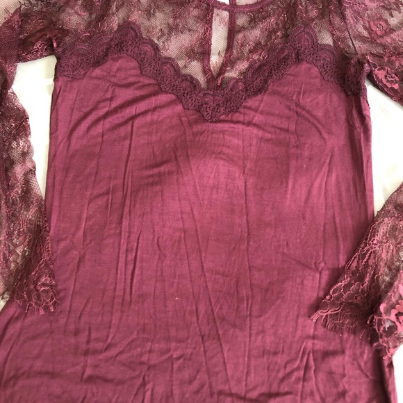 Blouse - Picture 2 of 6